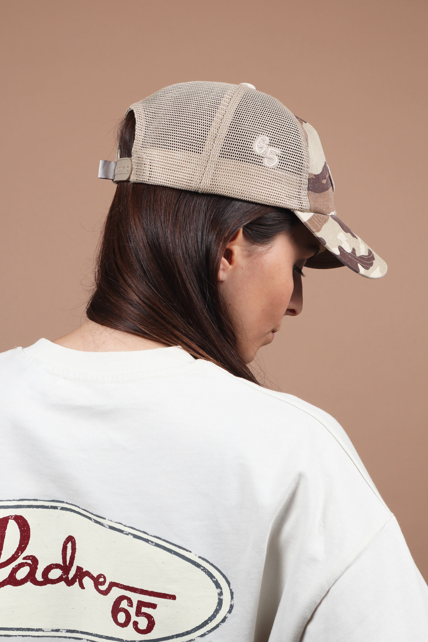 unisex female