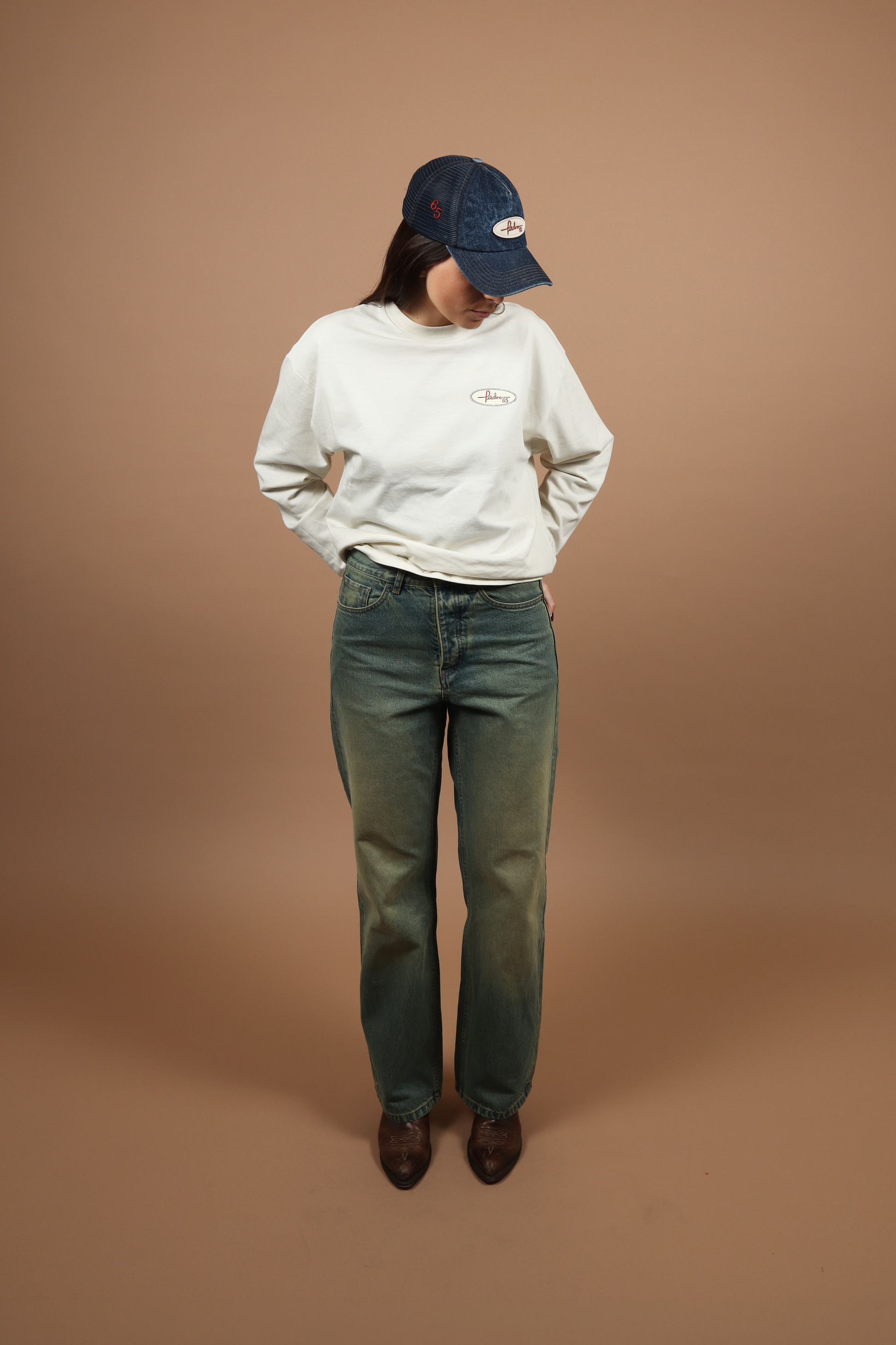 unisex female