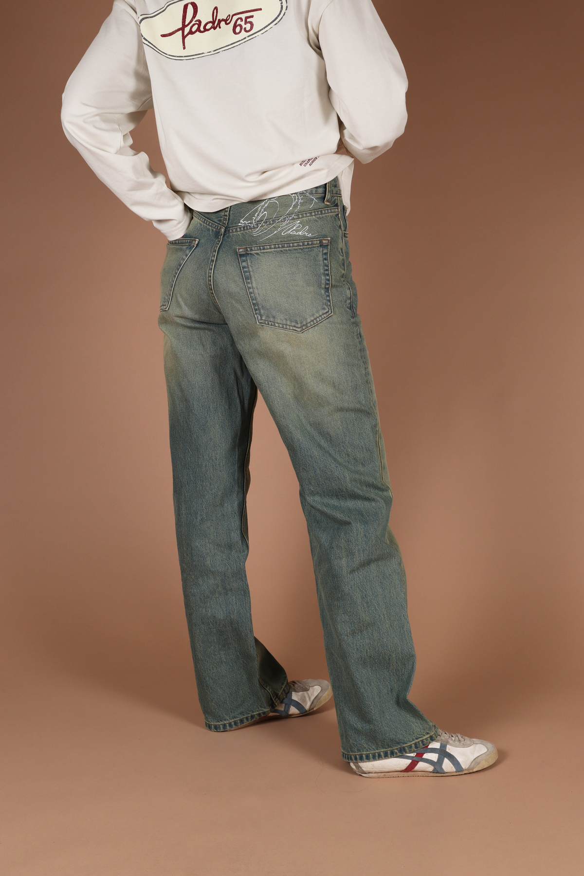 unisex female