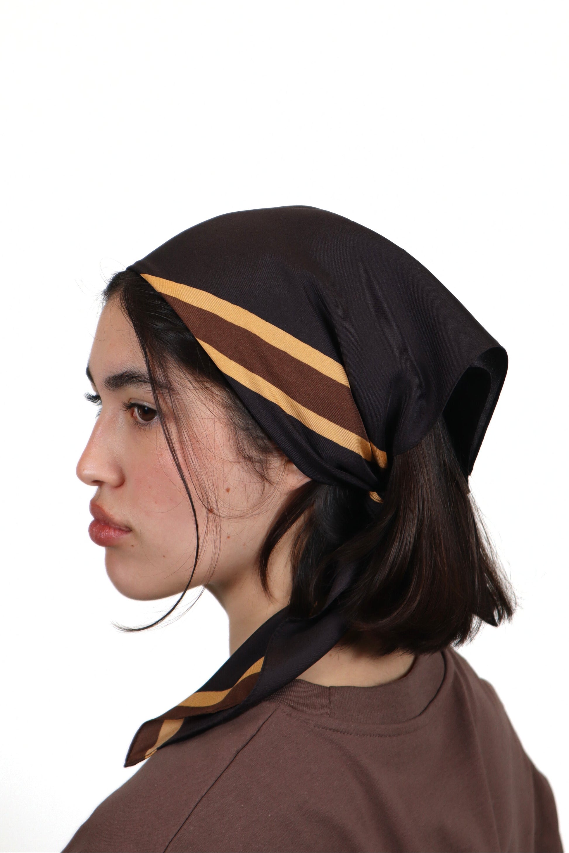 female unisex hover
